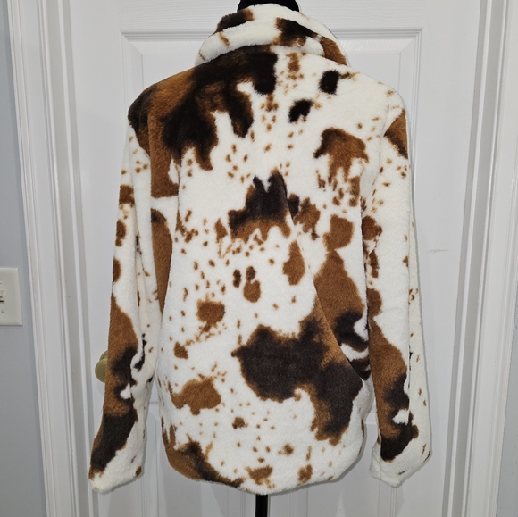 Prissy Jane, Women's Size Medium Cow print jacket, NWOT - Picture 4 of 10